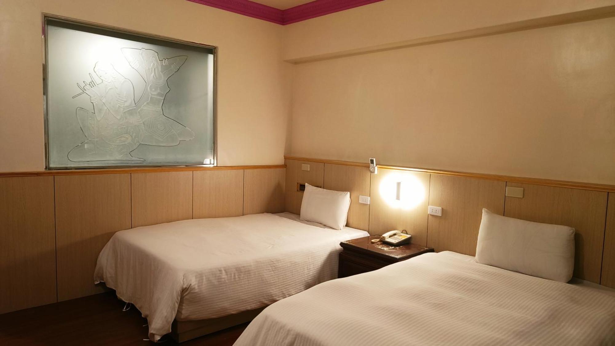 ג'יאושי Longchi Hot-Spring Hotel מראה חיצוני תמונה