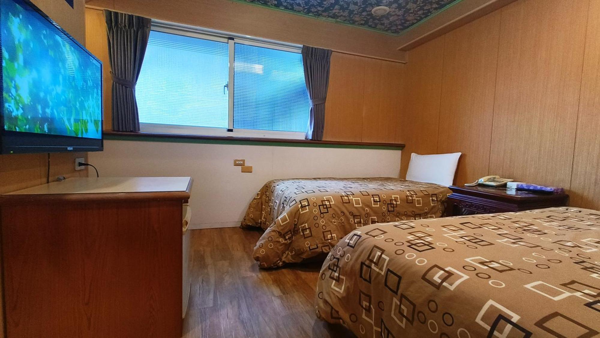 ג'יאושי Longchi Hot-Spring Hotel מראה חיצוני תמונה