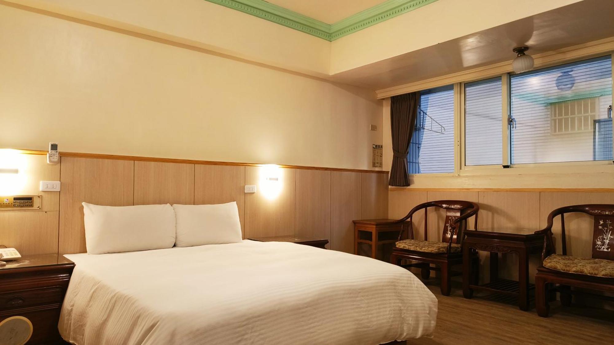 ג'יאושי Longchi Hot-Spring Hotel מראה חיצוני תמונה
