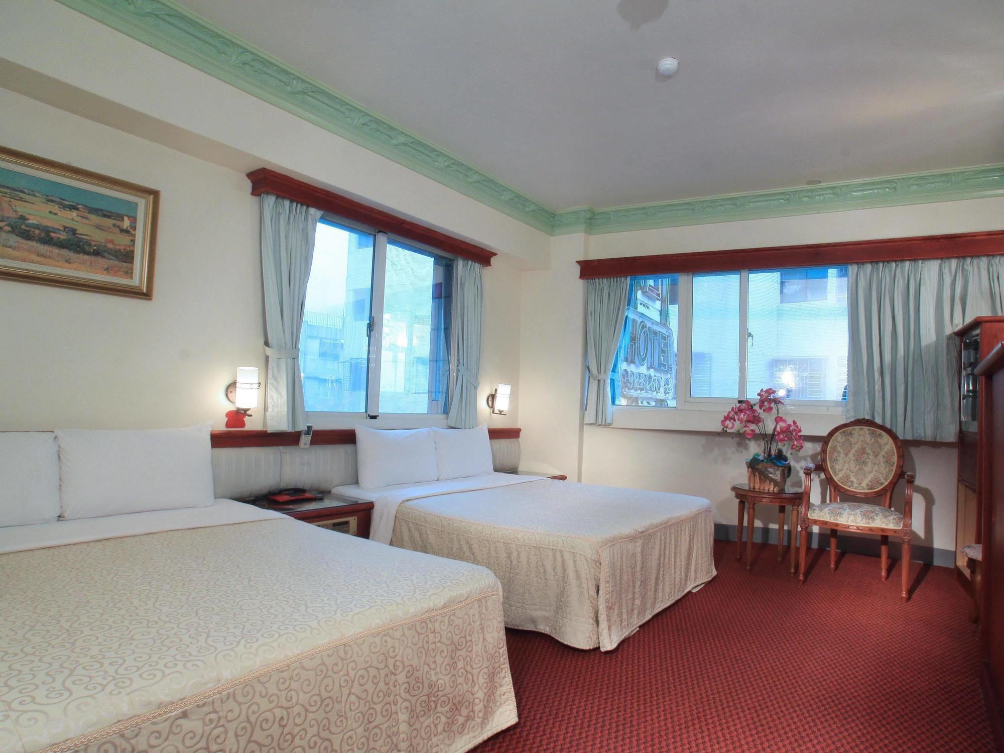 ג'יאושי Longchi Hot-Spring Hotel מראה חיצוני תמונה